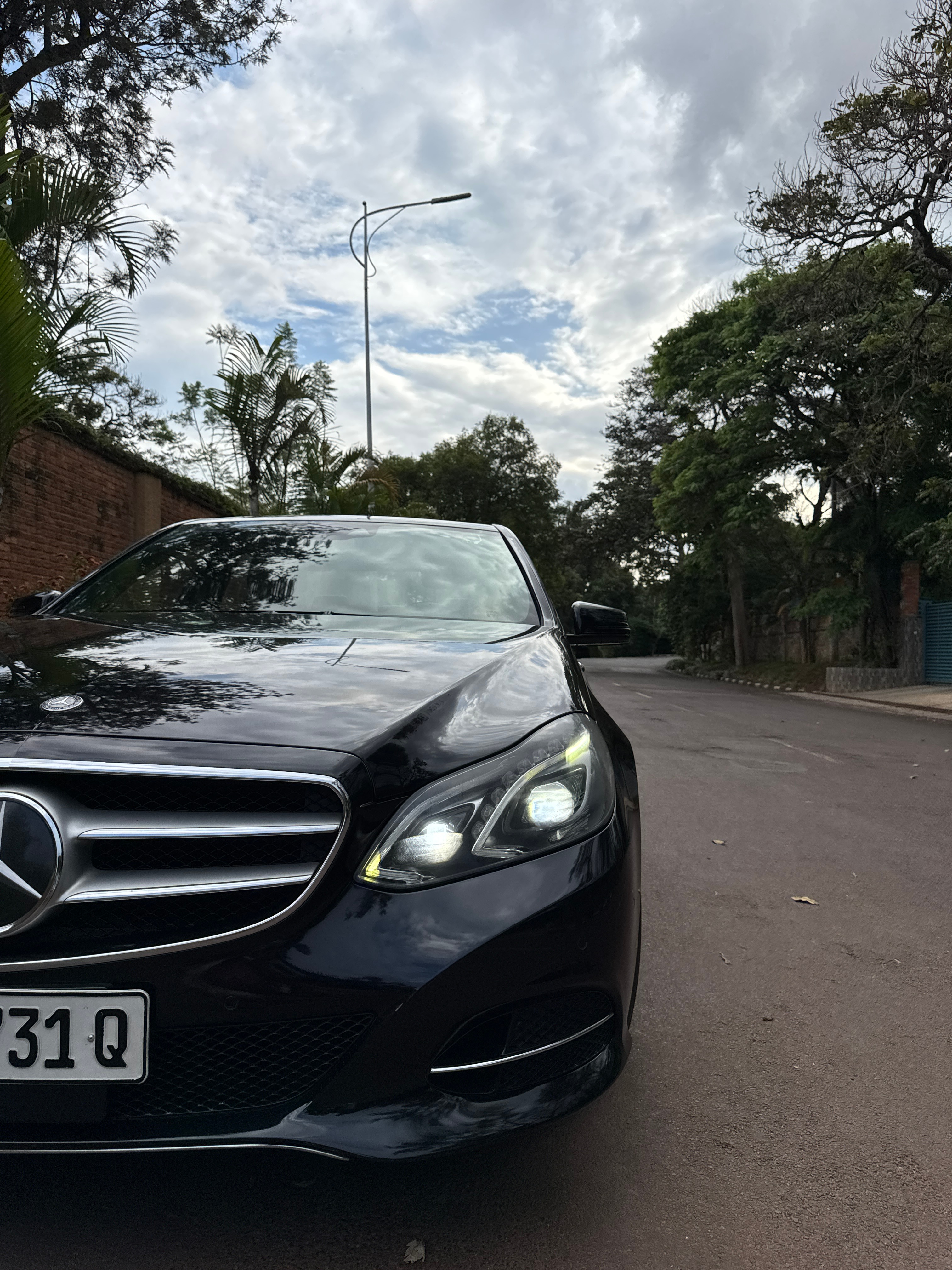 Mercedes-Benz E-Class view 2